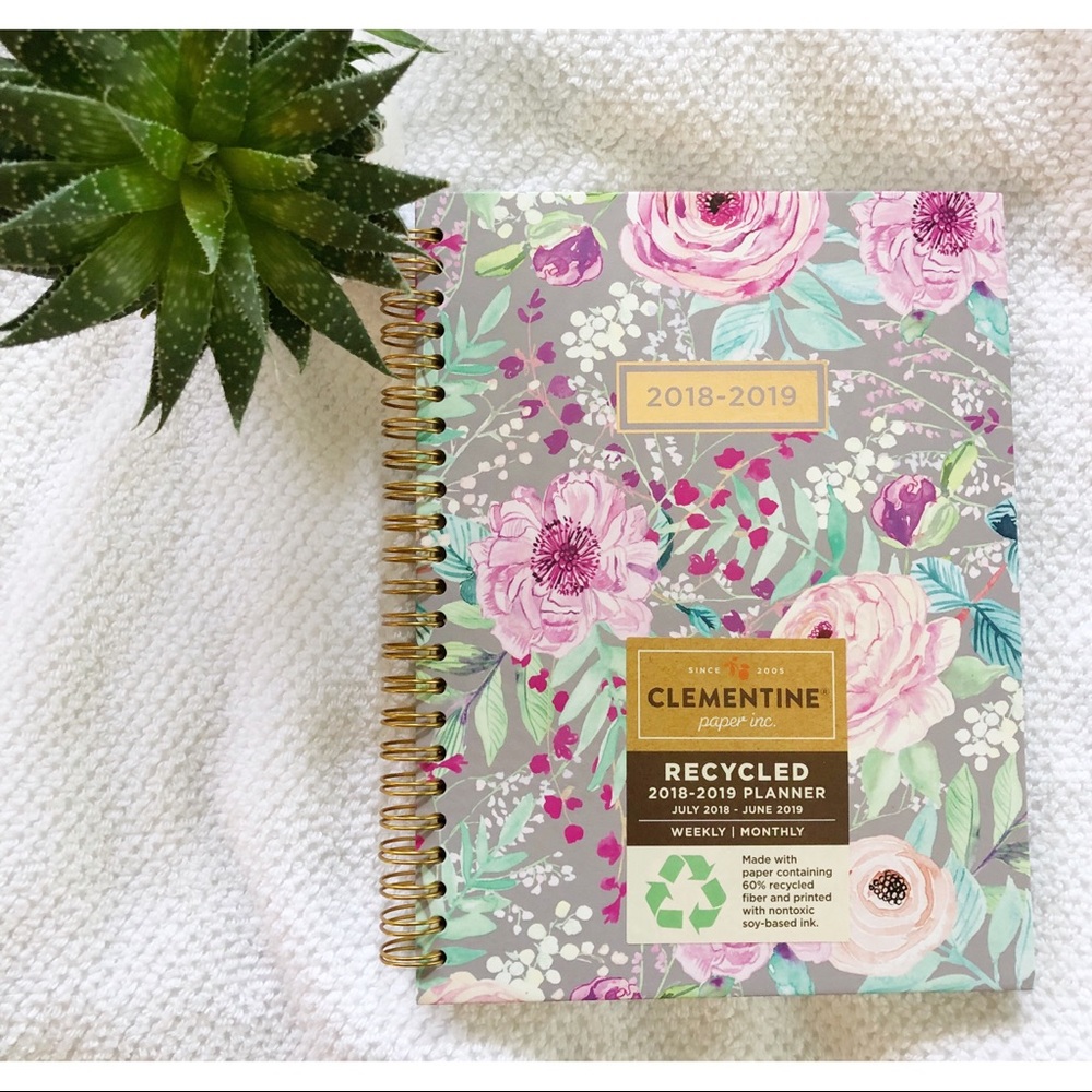 Gray Floral 2018-2019 Planner